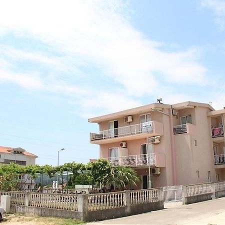 Apartments Petricevic Sutomore Exterior foto