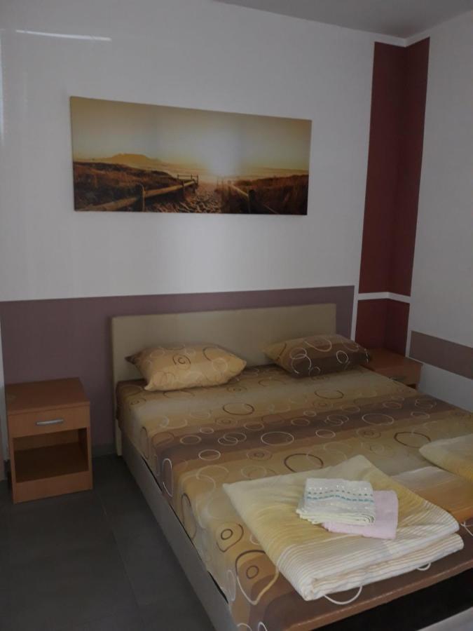 Apartments Petricevic Sutomore Exterior foto