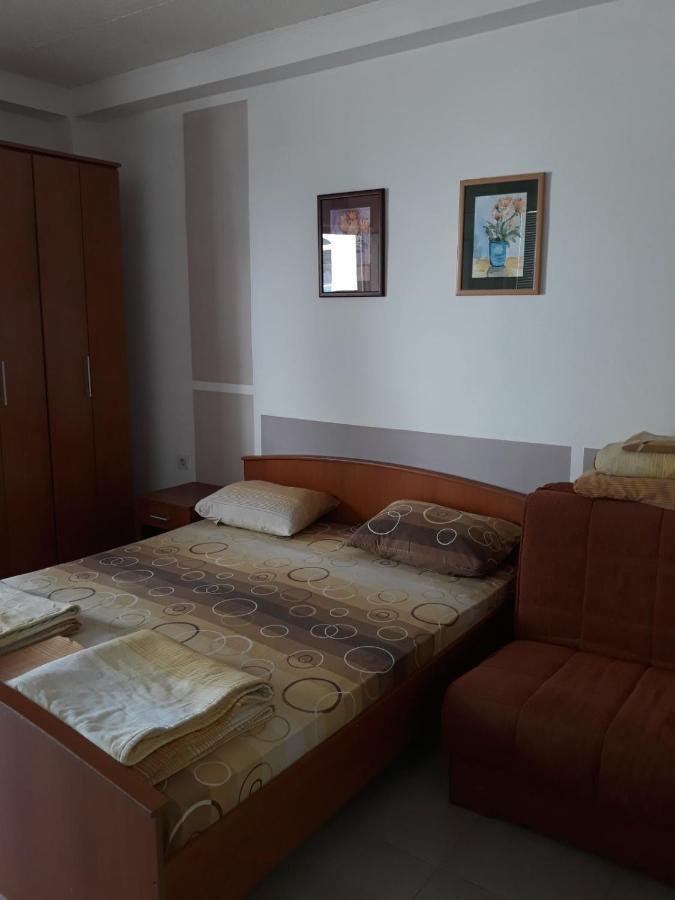 Apartments Petricevic Sutomore Exterior foto