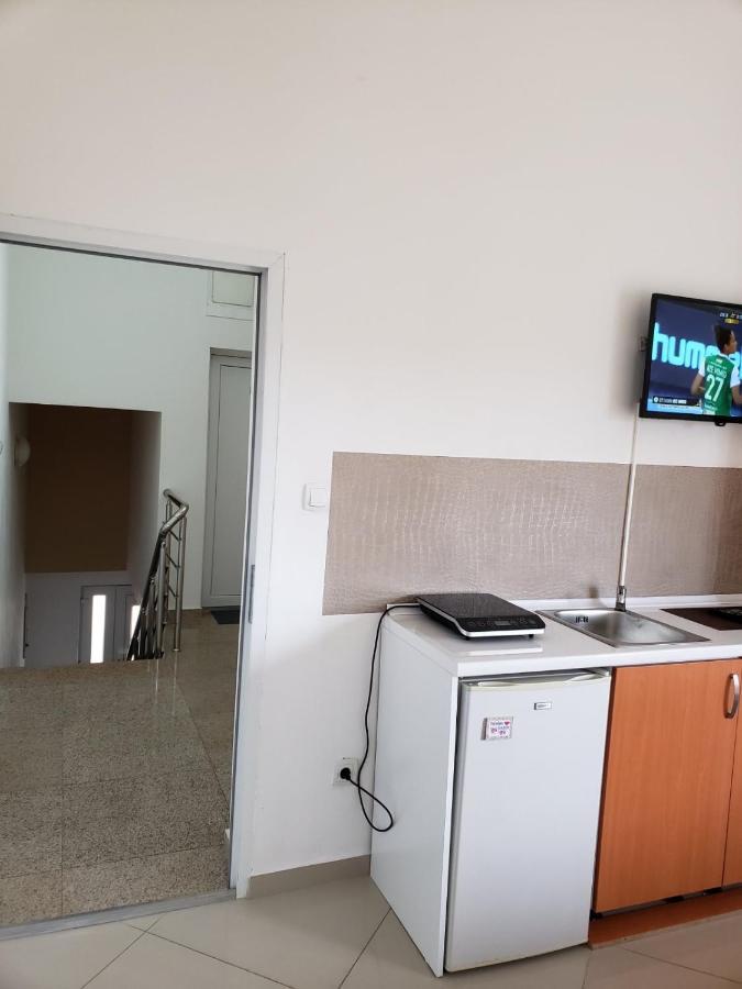 Apartments Petricevic Sutomore Exterior foto